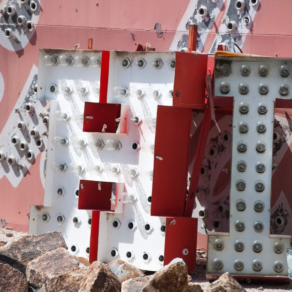 Meet your Posher, Wendy - Picture 2 of 3